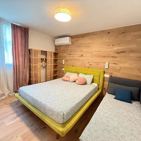 Alfieria - Netflix-parking-supermarket-centro Μπέργκαμο