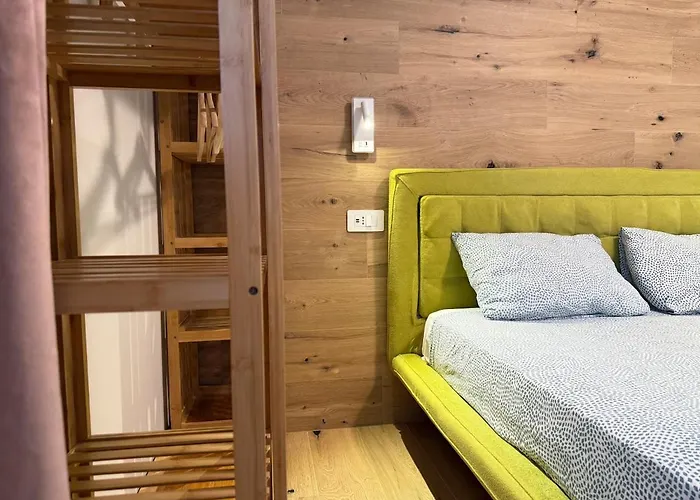 아파트 Alfieria - Netflix-parking-supermarket-centro *