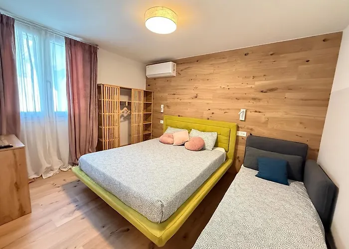 Alfieria - Netflix-parking-supermarket-centro 베르가모