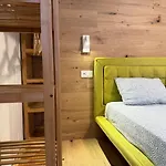 Apartman Alfieria - Netflix-parking-supermarket-centro *