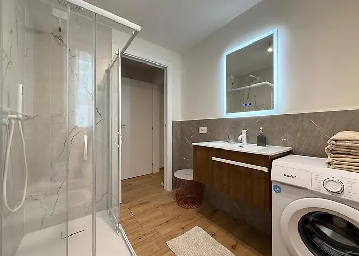 Alfieria - Netflix-parking-supermarket-centro Bergamo